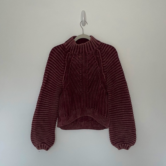 Free People Sweetheart Sweater Cropped Balloon Sleeve in Burgundy, Size Small - Picture 2 of 6